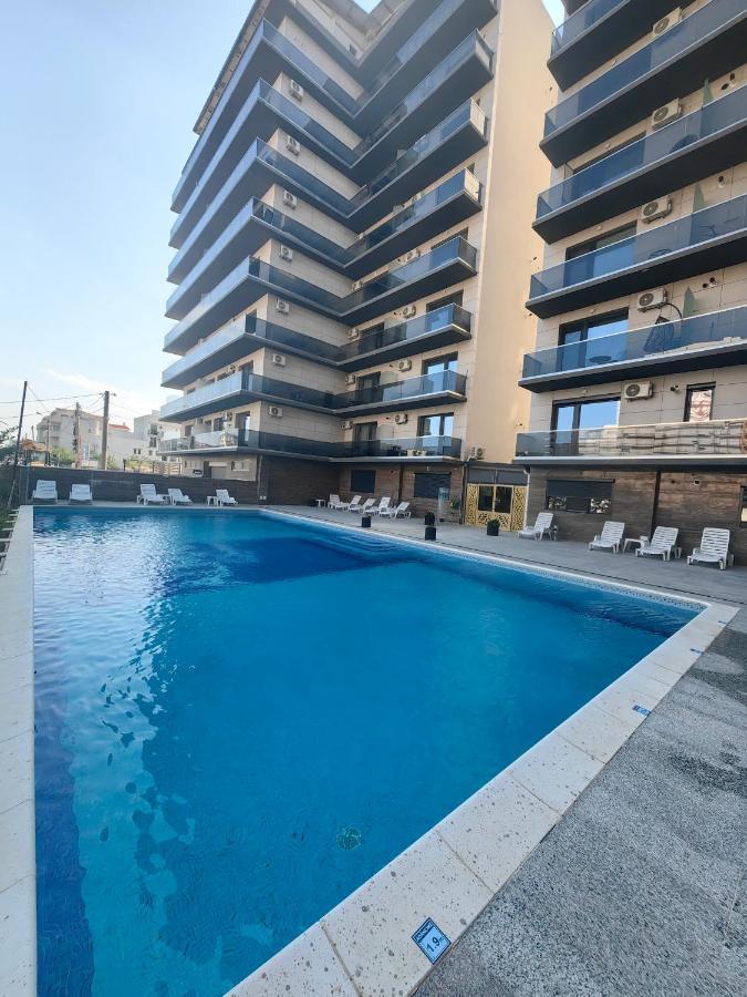 Ella By Complex Almar Luxury Apartment